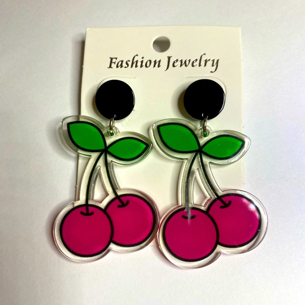 •SOLD• Cherry Earrings 🍒